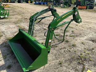 2024 John Deere 220R