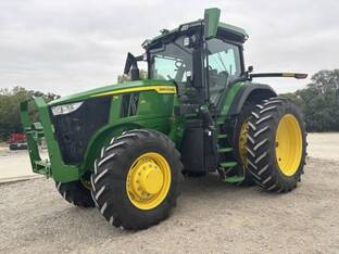 2023 John Deere 7R 210