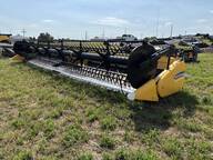 2014 New Holland 880CF-35