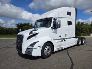 2020 Volvo VNL64T760