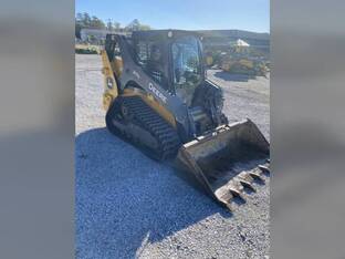 2023 John Deere 317G