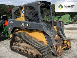 2014 John Deere 329E