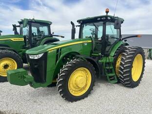 2011 John Deere 8285R