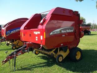 2005 New Holland BR780