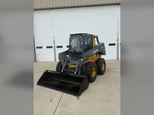 2018 John Deere 330G