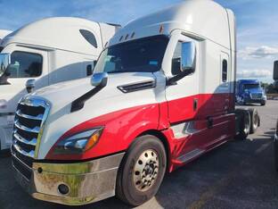 2023 Freightliner CASCADIA 126