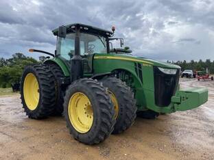 2011 John Deere 8310R
