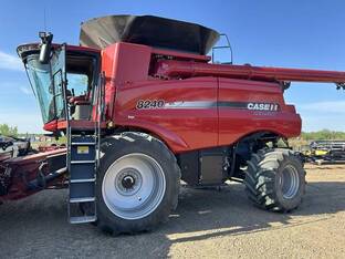 2018 Case IH 8240