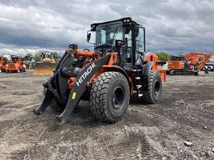 2025 Hitachi ZW180-7