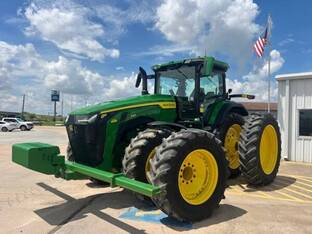 2022 John Deere 8R 340