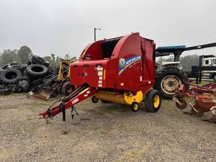 2018 New Holland ROLL-BELT 450 UTILITY