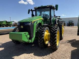 2022 John Deere 8R 370