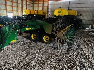 2022 John Deere DB66