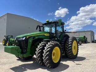 2023 John Deere 8R 370