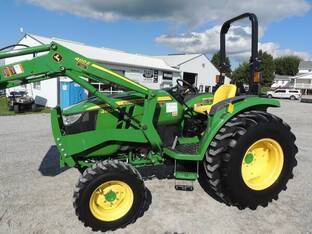 2022 John Deere 4052M