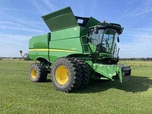 2013 John Deere S690