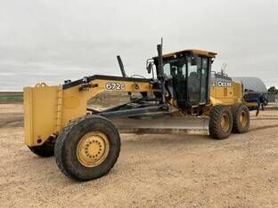 2015 John Deere 672G