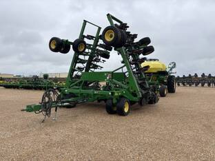2013 John Deere 1890
