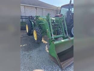 2013 John Deere 5085E