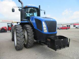 2011 New Holland T9.390