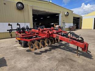 Case IH Ecolo-Tiger 527B