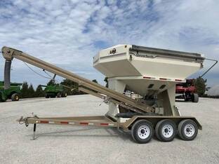 2009 Unverferth 3750