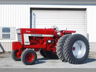 1973 International 1066