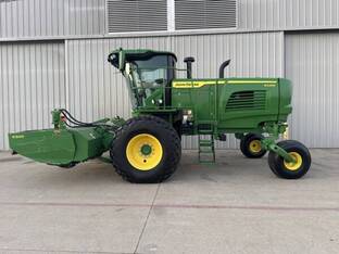 2023 John Deere W235R