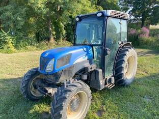 2013 New Holland T4040F