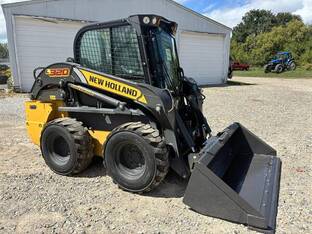 2022 New Holland L320