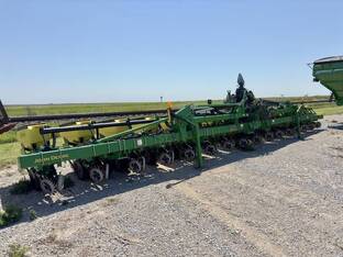 2023 John Deere 1725