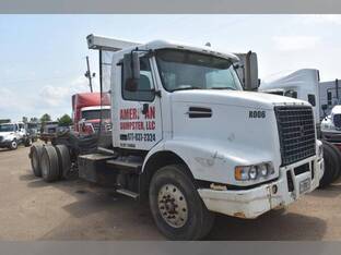 2006 Volvo VHD64F200