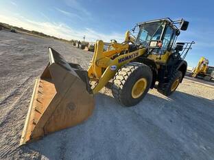 2024 Komatsu WA380-8