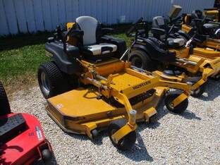 2017 Hustler SUPER Z-33KOH72