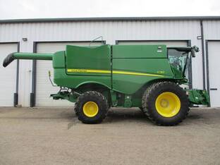 2022 John Deere S780