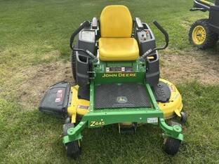 2011 John Deere Z445