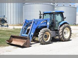 2004 New Holland TS115A