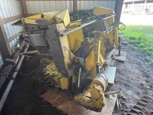 2008 John Deere 686X