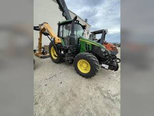 2023 John Deere 6120M
