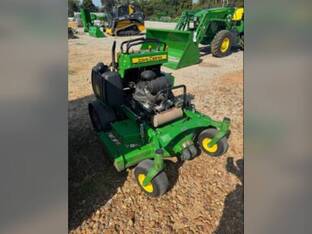2023 John Deere 652R