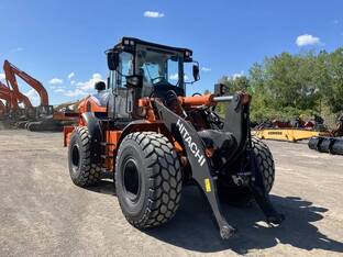 2025 Hitachi ZW180-7