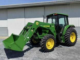 2005 John Deere 6215