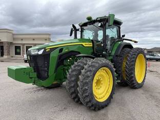 2023 John Deere 8R 310