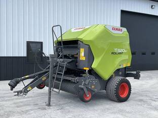 2021 Claas ROLLANT 520RF