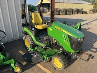 2022 John Deere 1025R
