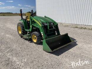 2011 John Deere 3520