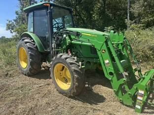 2015 John Deere 5100E