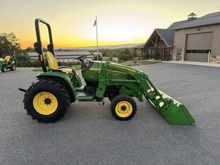 2005 John Deere 3520