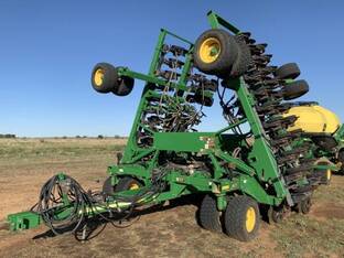 2015 John Deere 1890