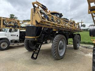 2017 ROGATOR RG1100B